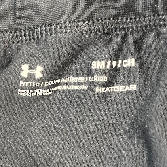 Under Armour Shorts‎ Womens Small Gray Fitted Heatgear Lined Running Workout Gym - Picture 5 of 10